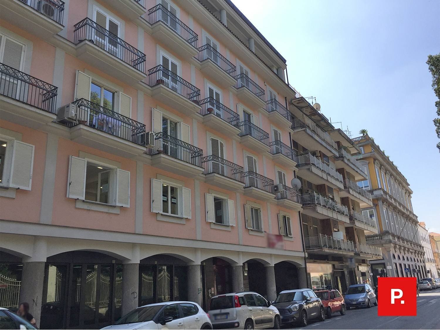 Foto 2 - Locale Commerciale corso Giannone, Caserta - foto 2