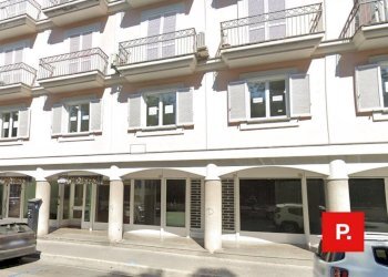 Foto 1 - Locale Commerciale corso Giannone, Caserta - foto 1