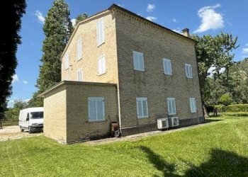 Foto 11 - Azienda agricola Via Menocchia
 
25-28, Carassai - foto 11