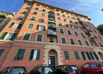 Three-room apartment Genova - photo 1