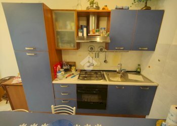 Two-room apartment Via Rossini, Albissola Marina - photo 3