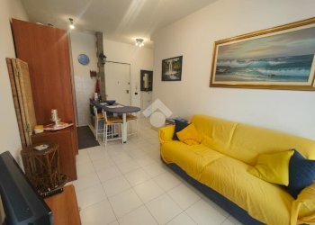 Two-room apartment Via Rossini, Albissola Marina - photo 6