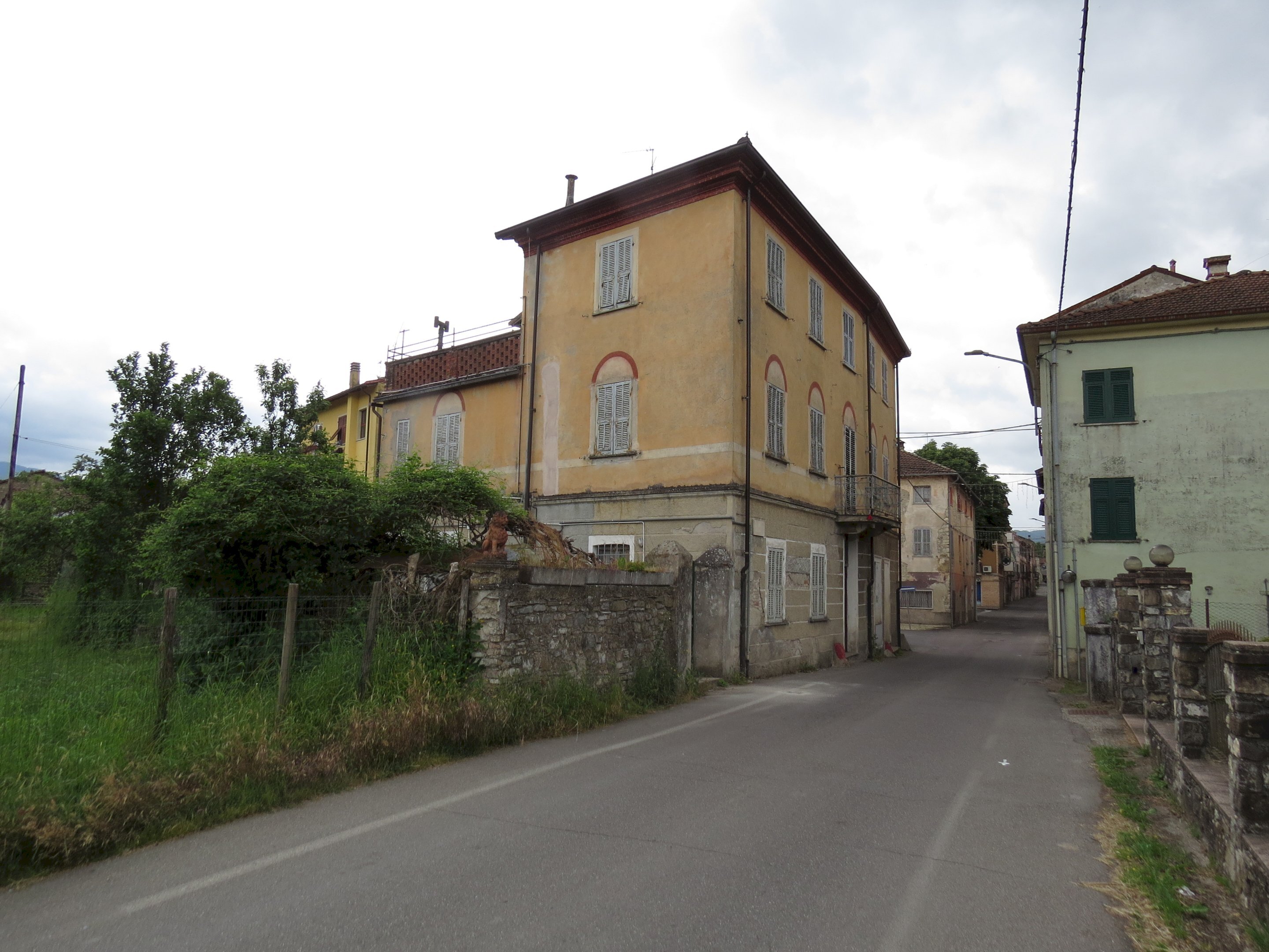 Casa indipendente via Umberto 1, 1, Rocchetta Ligure - foto 1