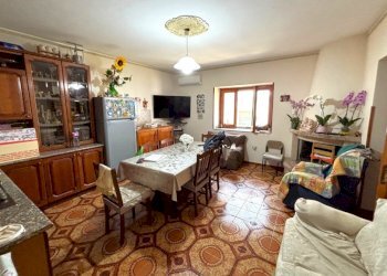 Independent house Carinola - photo 4