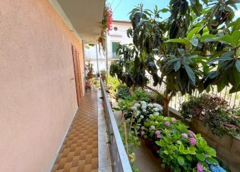 Independent house Carinola - photo 5