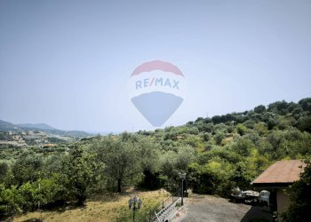 Independent house STR. Ronchi-Brighei, 37 
 Imperia, Imperia - photo 1