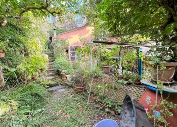 Casa semi indipendente Salita Ciape, Avegno - foto 21