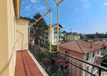 Quadrilocale Scalinata Don P. Olcese, Recco - foto 2