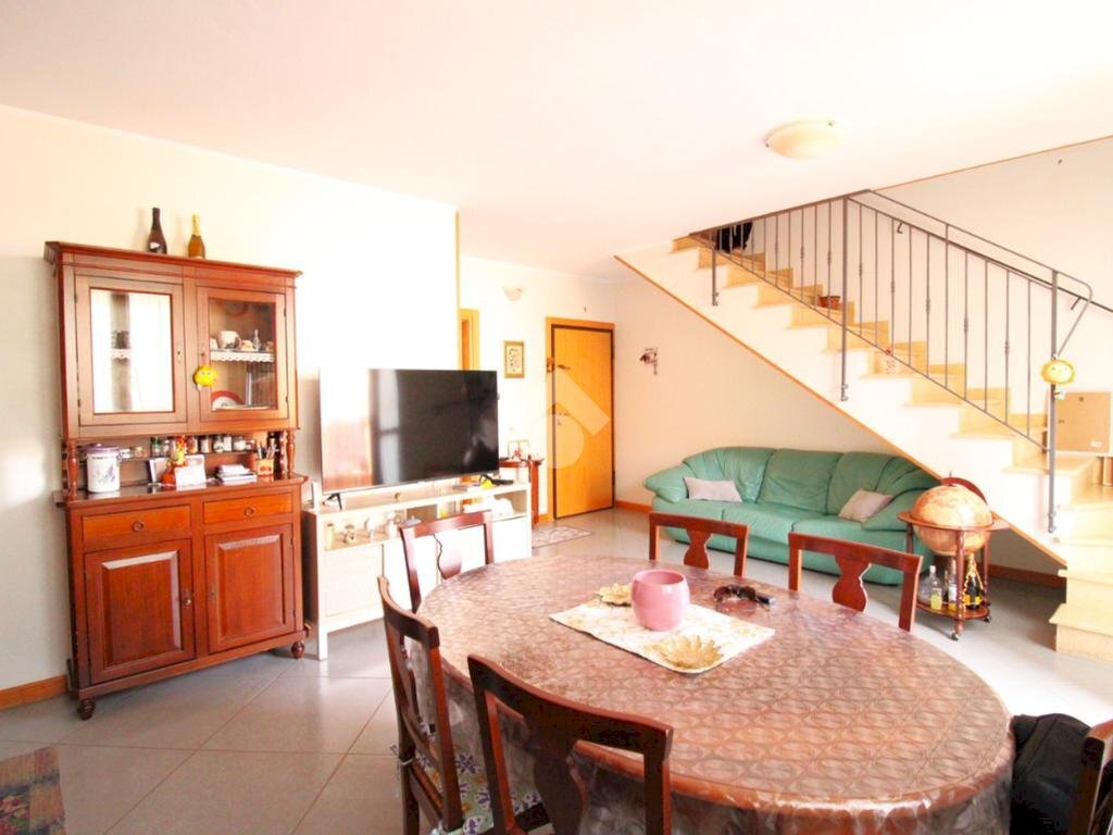 Three-room apartment Via Padre Ceccarelli, Longiano - photo 1