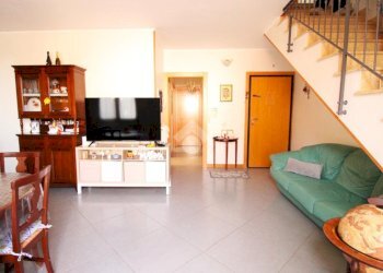 Three-room apartment Via Padre Ceccarelli, Longiano - photo 8