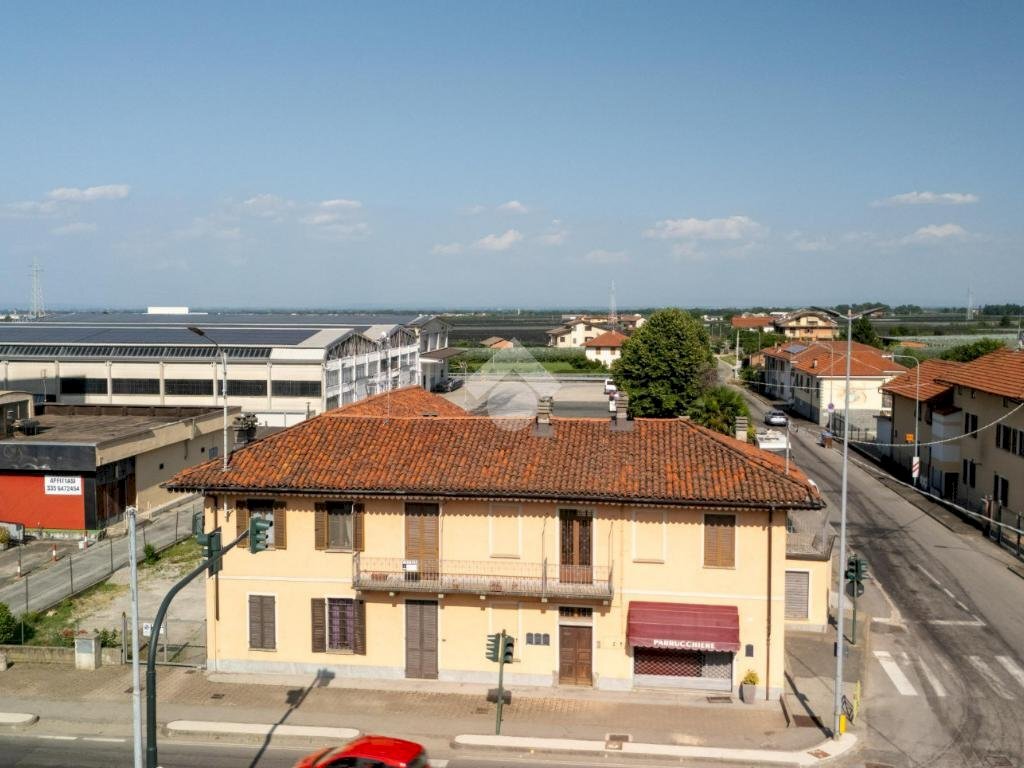 Four-room apartment Via Provinciale Cuneo, hamlet Villanovetta, Verzuolo - photo 1