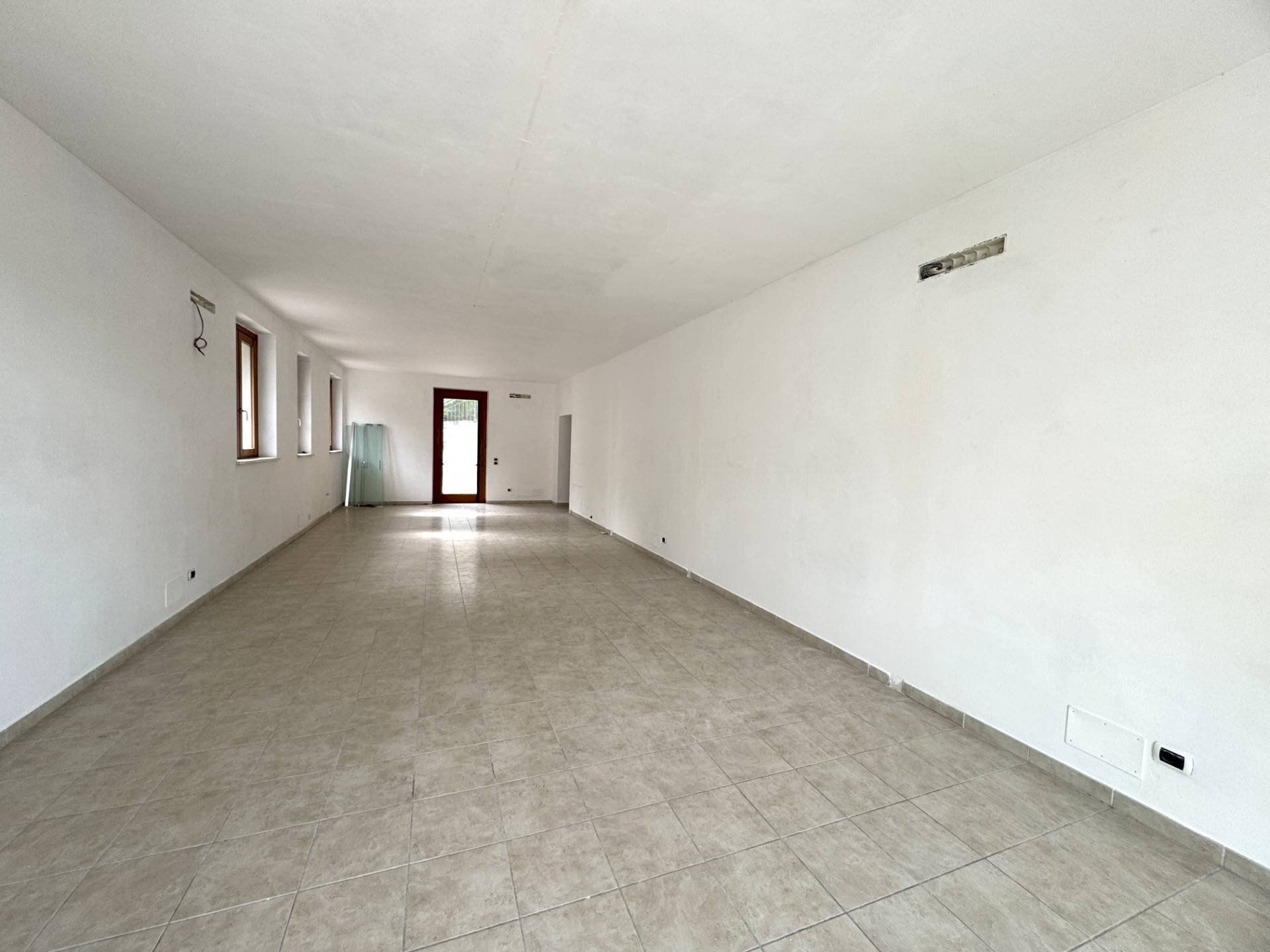 Foto 2 - Locale Commerciale SS16
snc, Altidona - foto 2