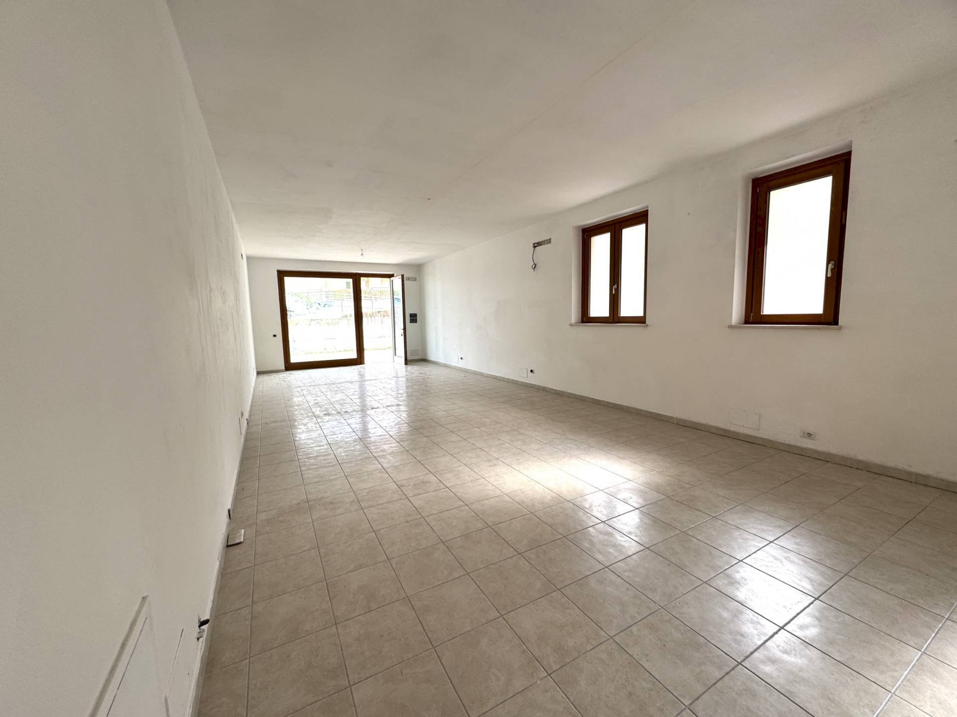 Foto 3 - Locale Commerciale SS16
snc, Altidona - foto 3