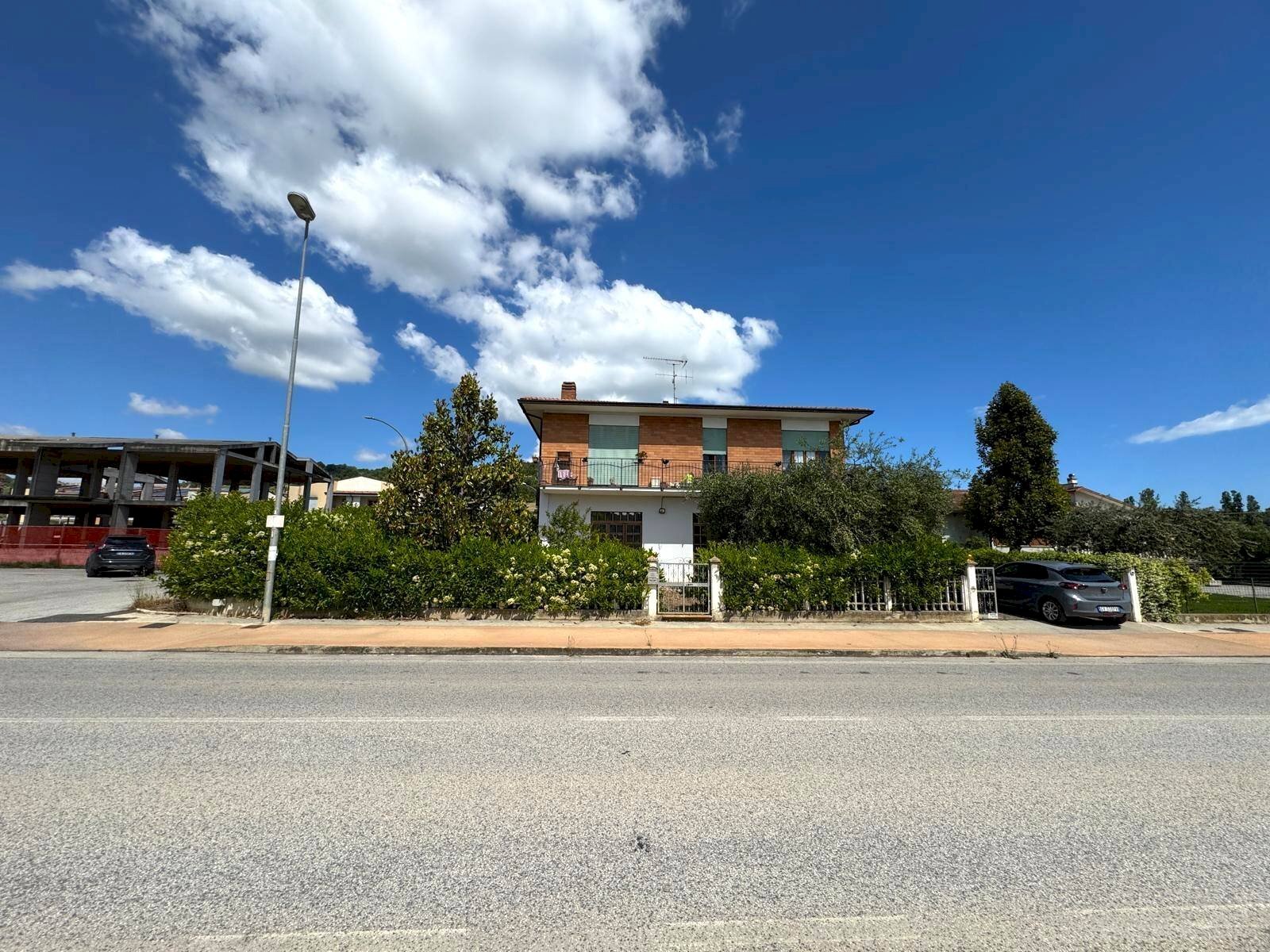 Foto 1 - Commercial Premises Via Mannocchi Tornabuoni
 
snc, Altidona - photo 1