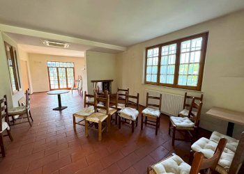 Foto 6 - Locale Commerciale Via Mannocchi Tornabuoni
 
snc, Altidona - foto 6