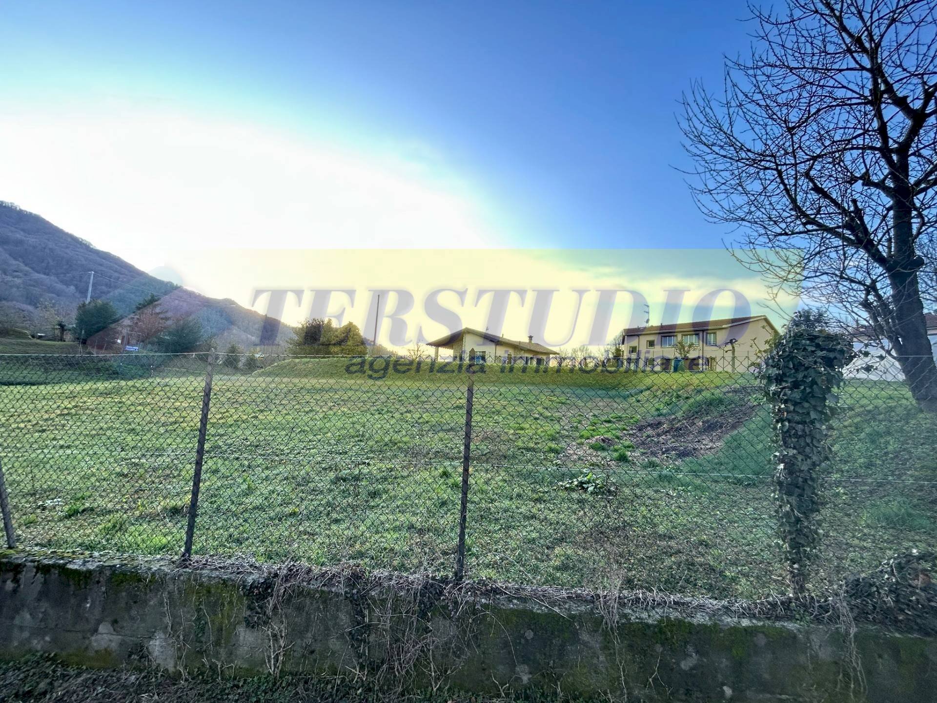 Foto 3 - Terreno edificabile Via Ponti
 
snc, Pontida - foto 3