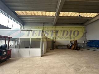 Foto 3 - Capannone Via Briantea
 
snc, Mapello - foto 3