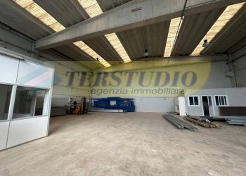 Foto 1 - Capannone Via Briantea
snc, Mapello - foto 1