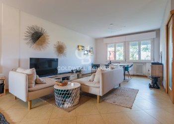 Foto 1 - Casa semi indipendente Viale Tropea
 
13, Riccione - foto 1