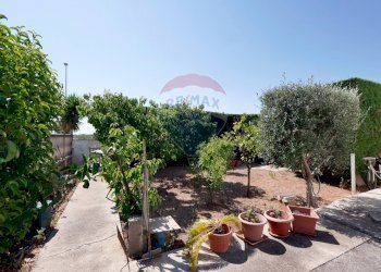 Giardino - Villa a Schiera Via Lisbona
 
37, Carovigno - foto 13