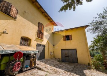 Edificio - Rustico Strada Provinciale 1 Bis - Contrada Dagala - Via della Cartiera
 
15, Carini - foto 17