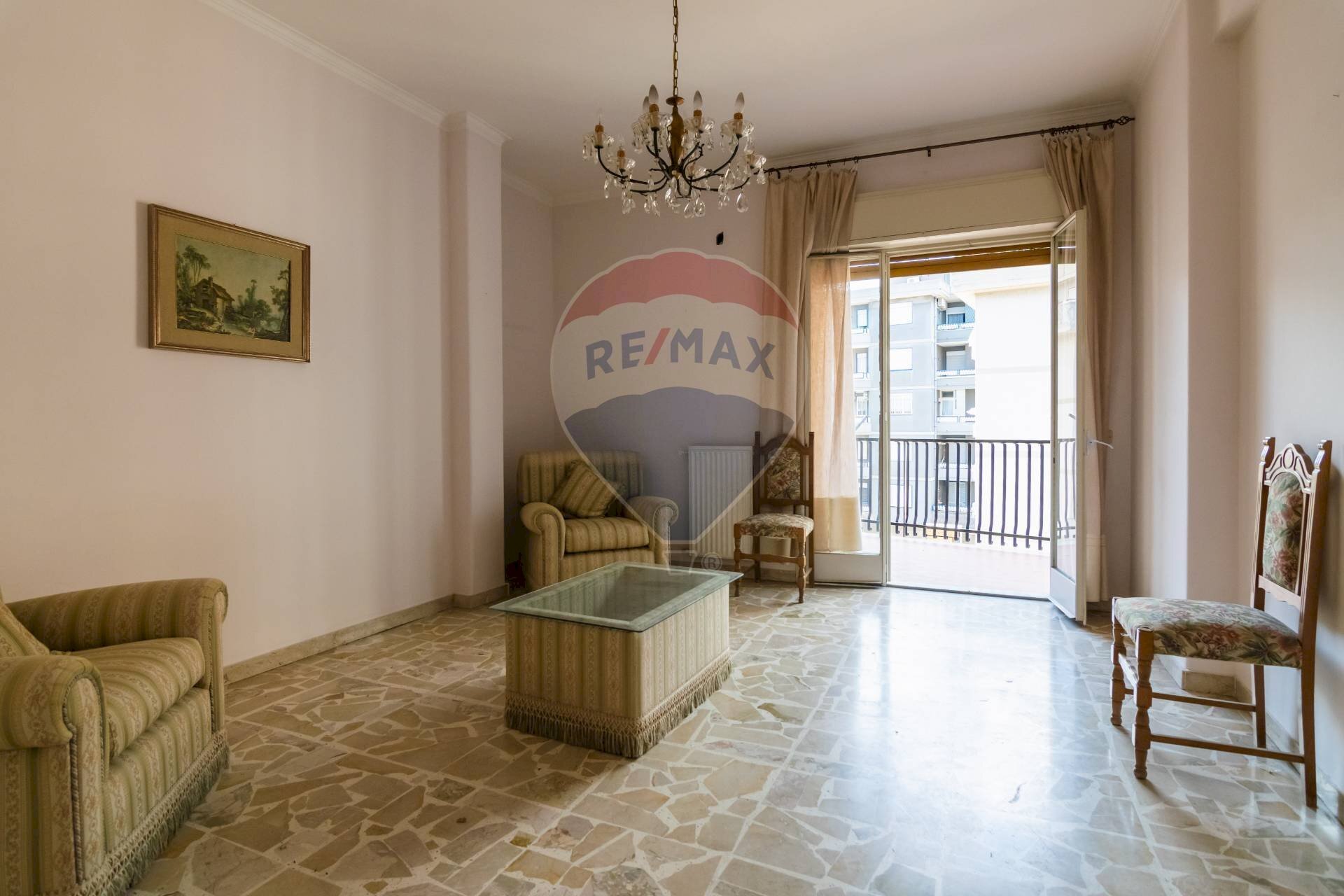 Soggiorno - Apartment Via Dei Piccioni
 
15, Catania - photo 2