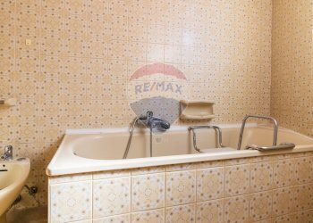 Bagno - Appartamento Via Dei Piccioni
 
15, Catania - foto 15