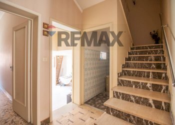 Scale - Independent house Via Marco Minghetti
 
123, Grammichele - photo 10