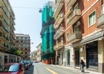 Edificio all\'aperto - Quadrilocale Via Oliveto Scammacca
 
23, Catania - foto 3