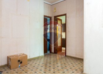 Stanza vuota - Quadrilocale Via Oliveto Scammacca
 
23, Catania - foto 14