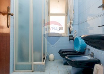 Bagno - Quadrilocale Via Oliveto Scammacca
 
23, Catania - foto 16