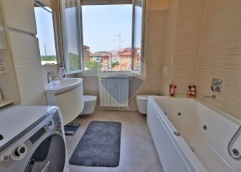 Bagno - Three-room apartment Via Giusti
 
8, Bollate - photo 13
