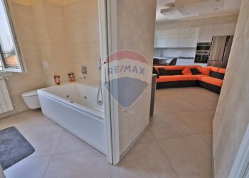 Bagno - Three-room apartment Via Giusti
 
8, Bollate - photo 14