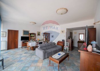 Sala da pranzo - Appartamento Piazzale Cefalonia
 
12, Senigallia - foto 22