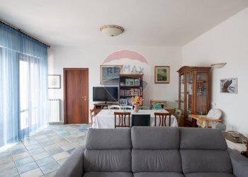 Soggiorno - Appartamento Piazzale Cefalonia
 
12, Senigallia - foto 24