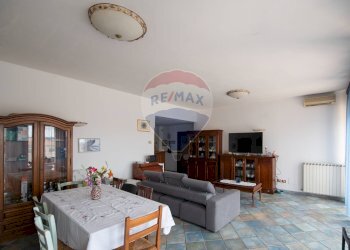 Sala da pranzo - Appartamento Piazzale Cefalonia
 
12, Senigallia - foto 26