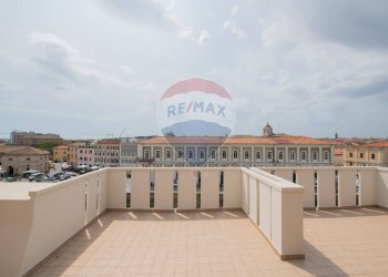 Terrazza - Appartamento Piazzale Cefalonia
 
12, Senigallia - foto 48