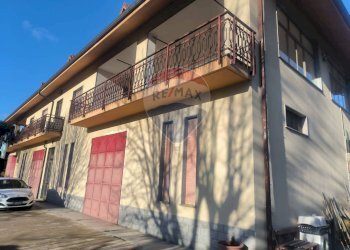 Edificio all\'aperto - Casa indipendente Borgata Pianezzo
 
6, Dogliani - foto 5