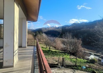 Balcone - Casa indipendente Borgata Pianezzo
 
6, Dogliani - foto 35