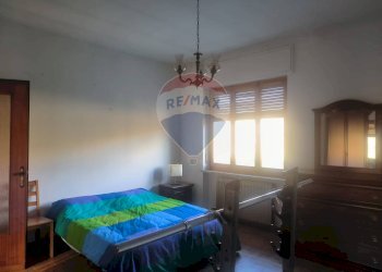 Camera / camera da letto - Casa indipendente Borgata Pianezzo
 
6, Dogliani - foto 49