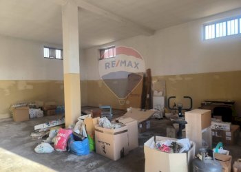 Dispensa di stoccaggio - Casa indipendente Borgata Pianezzo
 
6, Dogliani - foto 64