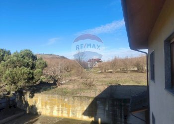 Vista delle montagne - Casa indipendente Borgata Pianezzo
 
6, Dogliani - foto 73