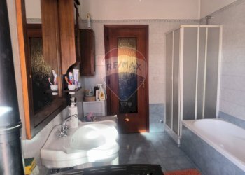 Bagno - Casa indipendente Borgata Pianezzo
 
6, Dogliani - foto 86