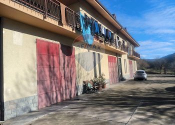 Edificio all\'aperto - Casa indipendente Borgata Pianezzo
 
6, Dogliani - foto 138