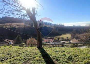 Vista delle montagne - Casa indipendente Borgata Pianezzo
 
6, Dogliani - foto 144