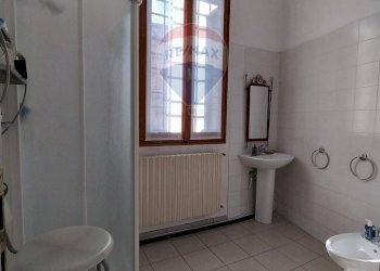 Bagno - Villa Via Maffei
 
26/22, Stienta - foto 9