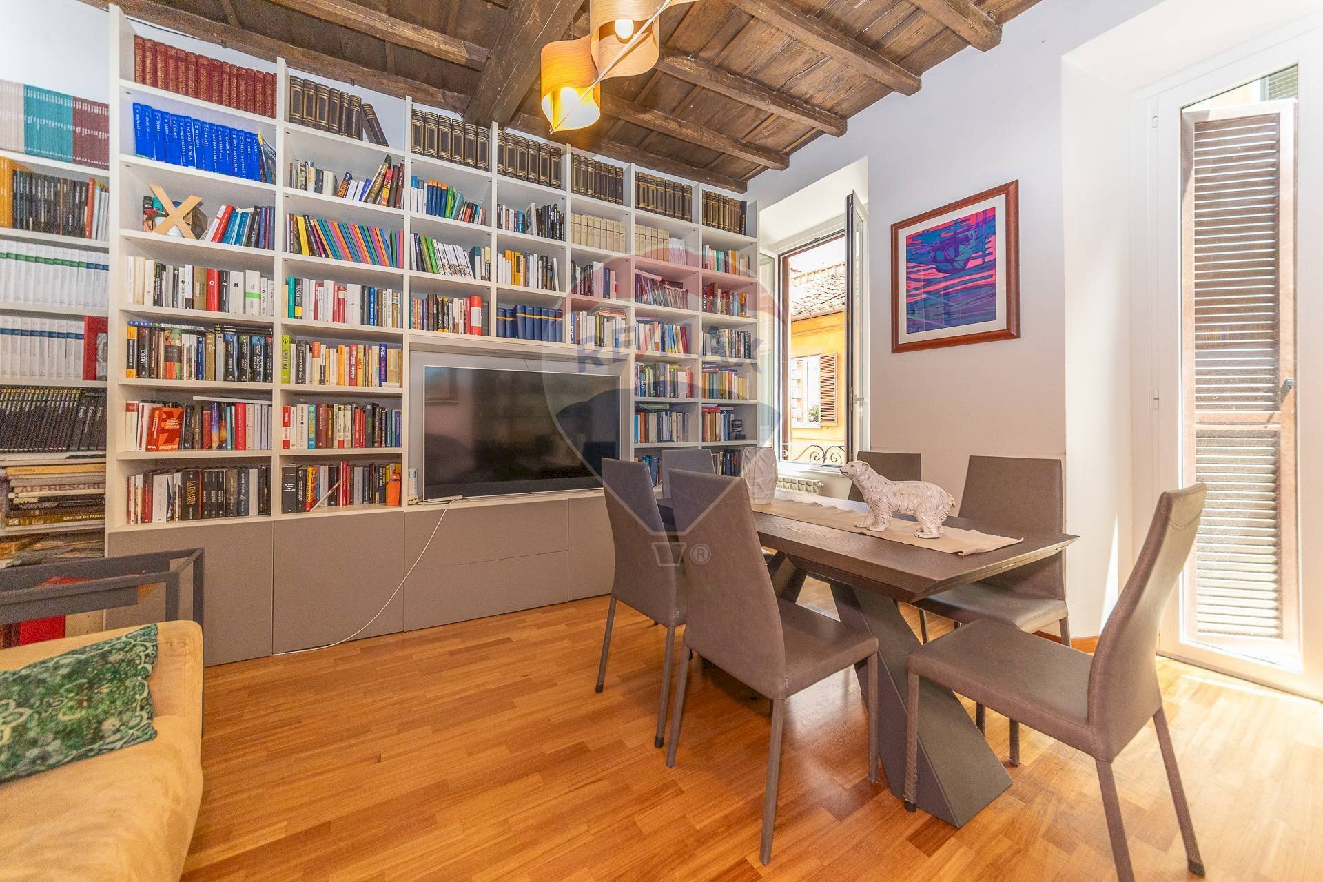 Sala da pranzo - Four-room apartment Via Urbana
 
90, Roma - photo 1