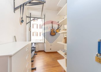 Camera / camera da letto - Four-room apartment Via Urbana
90, Roma - photo 17