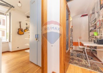 Hall / corridoio - Four-room apartment Via Urbana
90, Roma - photo 22