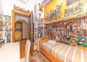 Camera / camera da letto - Four-room apartment Via Urbana
90, Roma - photo 24